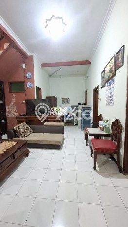 Rumah Modern 5 KT LT 230m2 di Tlogowaru Rumah Modern 5 KT LT 230m2 di Tlogowaru