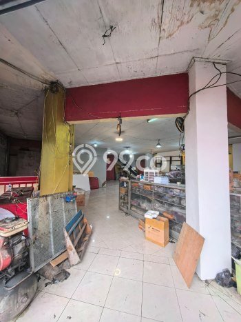 Komersial untuk Disewa di Pusat Malang Luas Bangunan 720m2 Komersial untuk Disewa di Pusat Malang Luas Bangunan 720m2