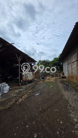 FOR SALE! Gudang di Pakis Malang, LT 1077m2, LB 350m2 FOR SALE! Gudang di Pakis Malang, LT 1077m2, LB 350m2