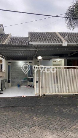 For Sale Rumah 2 Kamar Lokasi Ideal Nyaman dan Strategis di Lowokwaru For Sale Rumah 2 Kamar Lokasi Ideal Nyaman dan Strategis di Lowokwaru