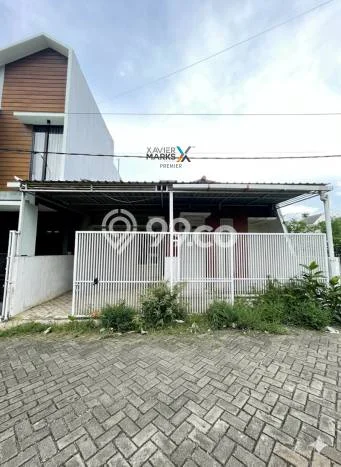 Rumah Strategis Modern Lb 153m2 di Tlogomas, Malang Rumah Strategis Modern Lb 153m2 di Tlogomas, Malang