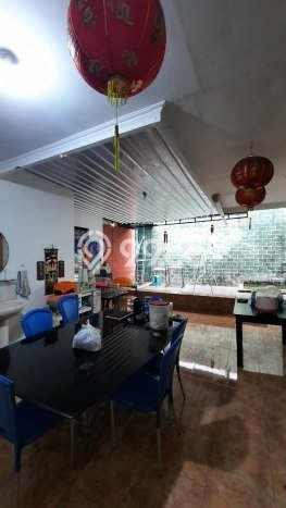 Rumah Mewah LB 150m2 Siap Pakai Desain Elegan di Sulfat, Malang Rumah Mewah LB 150m2 Siap Pakai Desain Elegan di Sulfat, Malang