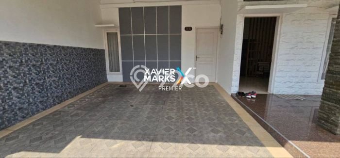 Hunian Cantik Modern Lb 180m2 di Pakis, Malang Hunian Cantik Modern Lb 180m2 di Pakis, Malang