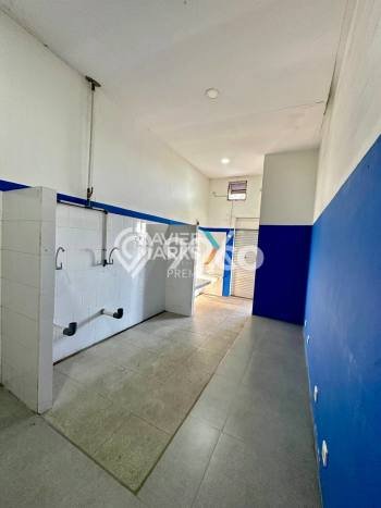 KAWASAN PREMIUM! Ruko Kawasan Klojen, Luas 131m2m², Akses Strategis KAWASAN PREMIUM! Ruko Kawasan Klojen, Luas 131m2m², Akses Strategis