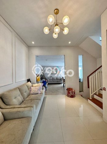 Jual Rumah Modern 3 KT di Soekarno Hatta, Malang Jual Rumah Modern 3 KT di Soekarno Hatta, Malang