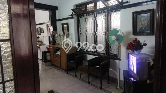 Siap Huni Rumah Mewah 8 Kamar di Klojen Dekat ke Mana Pun Siap Huni Rumah Mewah 8 Kamar di Klojen Dekat ke Mana Pun