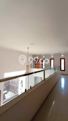 Dijual Rumah Premium dengan Fasilitas Sekitar Komplit di Klojen, Malang Dijual Rumah Premium dengan Fasilitas Sekitar Komplit di Klojen, Malang