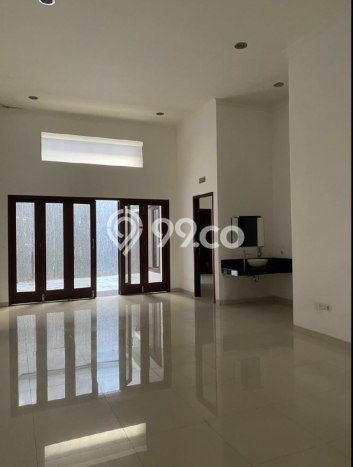 Jual Rumah Bagus Siap Huni LB 177m2 di Blimbing, Malang Jual Rumah Bagus Siap Huni LB 177m2 di Blimbing, Malang