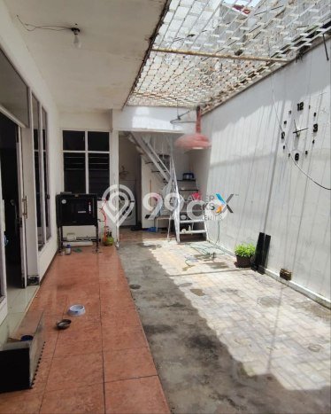 Jual Rumah Eksklusif 3 KT di Soekarno Hatta, Malang Jual Rumah Eksklusif 3 KT di Soekarno Hatta, Malang