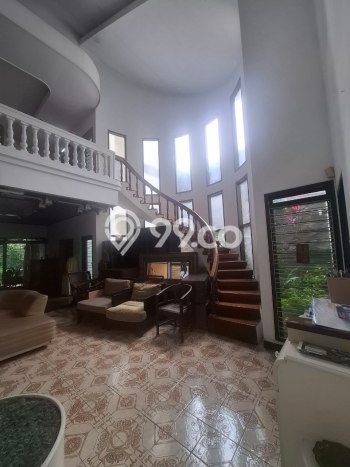 Rumah Luxury Modern Tanpa Renovasi di Tidar Malang Rumah Luxury Modern Tanpa Renovasi di Tidar Malang