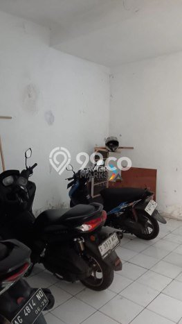Siap Huni Rumah Mewah 14 Kamar di Blimbing Dekat ke Mana Saja Siap Huni Rumah Mewah 14 Kamar di Blimbing Dekat ke Mana Saja