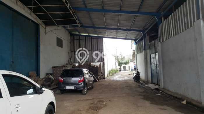 Gudang Dijual di Bandung LT 4923m2 & LB 1100m2 Lokasi Terbaik! Gudang Dijual di Bandung LT 4923m2 & LB 1100m2 Lokasi Terbaik!