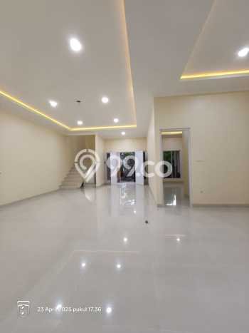 Dijual Rumah Mewah Megah Dengan View Eksklusif di Serpong Villa Melati Mas, Tangerang Selatan Dijual Rumah Mewah Megah Dengan View Eksklusif di Serpong Villa Melati Mas, Tangerang Selatan