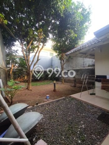 Rumah di BSD, Tangerang, LT 240m² Bangunan 134m² Rumah di BSD, Tangerang, LT 240m² Bangunan 134m²