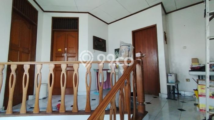 Rumah Elit LB 200m2 Siap Pakai Desain Elegan di Serpong Villa Melati Mas, Tangerang Selatan Rumah Elit LB 200m2 Siap Pakai Desain Elegan di Serpong Villa Melati Mas, Tangerang Selatan