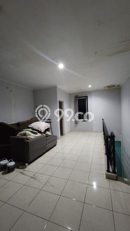 LOKASI PREMIUM! Ruko di Jelupang, Luas 110m², Jalan Utama LOKASI PREMIUM! Ruko di Jelupang, Luas 110m², Jalan Utama