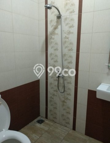 Hunian Nyaman 4 KT di , Tangerang Selatan - LT 142m2m² Hunian Nyaman 4 KT di , Tangerang Selatan - LT 142m2m²