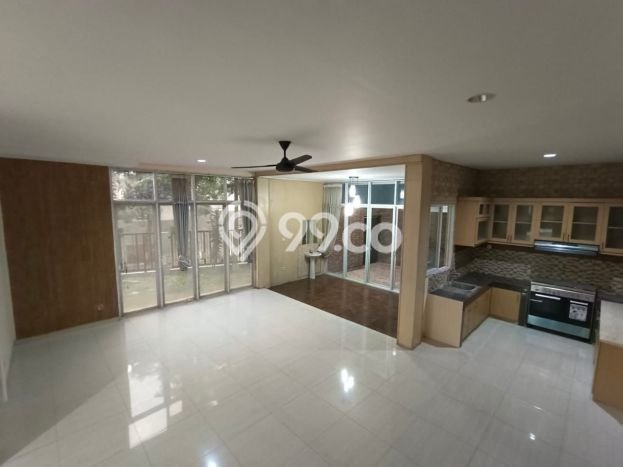 Hunian Nyaman 4 KT di , Tangerang Selatan - Luas Tanah 248m2m² Hunian Nyaman 4 KT di , Tangerang Selatan - Luas Tanah 248m2m²