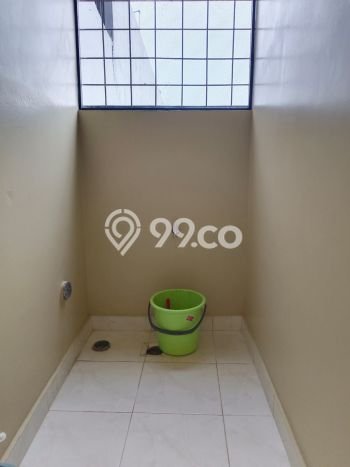 SPECIAL PROPERTY! Rumah area , Luas 225m2m² LB 250m2m² SPECIAL PROPERTY! Rumah area , Luas 225m2m² LB 250m2m²