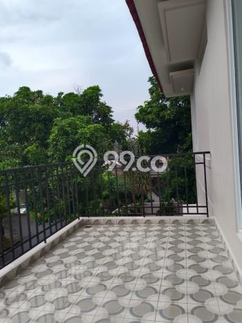 SPECIAL PROPERTY! Rumah area , Luas 225m2m² LB 250m2m² SPECIAL PROPERTY! Rumah area , Luas 225m2m² LB 250m2m²