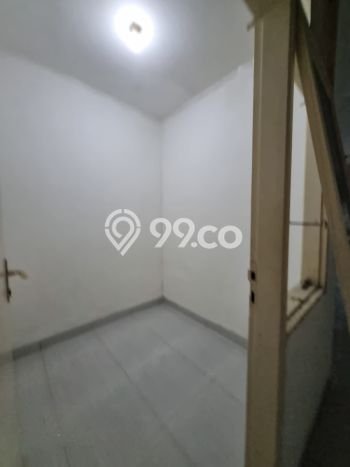 Rumah 3 KT 2 KM di Lokasi Strategis , Tangerang Selatan Rumah 3 KT 2 KM di Lokasi Strategis , Tangerang Selatan