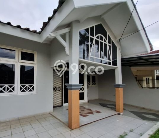 Rumah 3 KT 2 KM di Lokasi Strategis , Tangerang Selatan Rumah 3 KT 2 KM di Lokasi Strategis , Tangerang Selatan