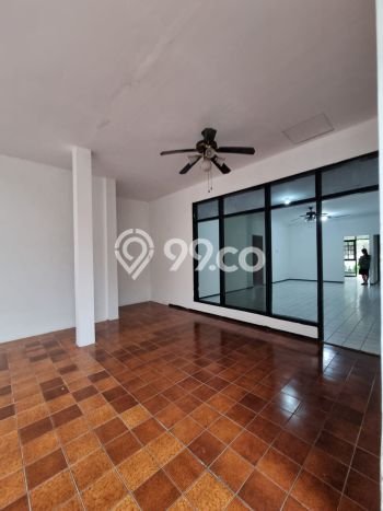 Rumah Luxury Modern Tanpa Renovasi di Serpong Villa Melati Mas Tangerang Selatan Rumah Luxury Modern Tanpa Renovasi di Serpong Villa Melati Mas Tangerang Selatan