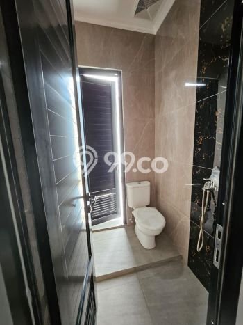 For Sale Hunian Rumah Nyaman 4 Kamar di Serpong Villa Melati Mas, Tangerang Selatan For Sale Hunian Rumah Nyaman 4 Kamar di Serpong Villa Melati Mas, Tangerang Selatan