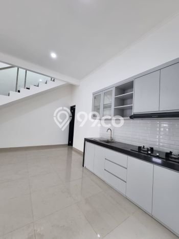 Rumah Minimalis 4 KT di Serpong Villa Melati Mas Tangerang Selatan Semi Furnished Rumah Minimalis 4 KT di Serpong Villa Melati Mas Tangerang Selatan Semi Furnished