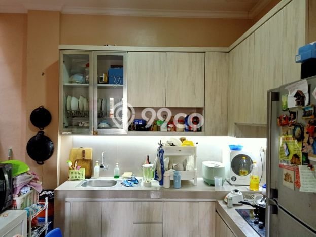 Rumah Asri area , Tangerang Selatan, Luas 90m2m² LB 120m2m² Rumah Asri area , Tangerang Selatan, Luas 90m2m² LB 120m2m²