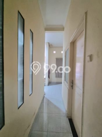 Rumah Lokasi Strategis area , Tangerang Selatan, LT 200m2m² Bangunan 114m2m² Rumah Lokasi Strategis area , Tangerang Selatan, LT 200m2m² Bangunan 114m2m²