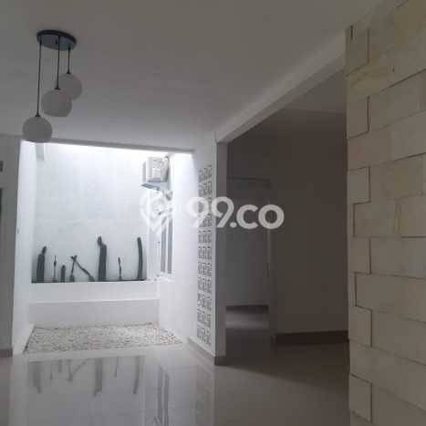 Dijual Cepat Rumah Bagus Siap Huni LB 200m2 di Ciputat, Tangerang Selatan Dijual Cepat Rumah Bagus Siap Huni LB 200m2 di Ciputat, Tangerang Selatan