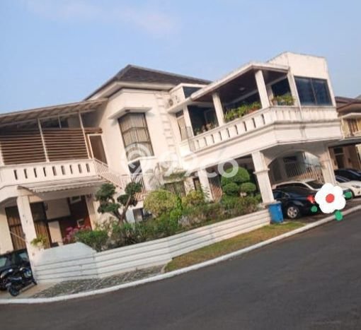 Ready to Use! Luxury House LT 205m2 Desain Modern di BSD The Green Ready to Use! Luxury House LT 205m2 Desain Modern di BSD The Green