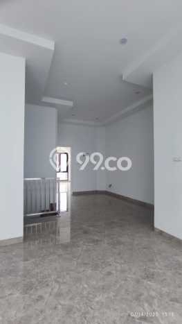 Rumah Elit LB 250m2 Siap Huni Desain Elegan di BSD Nusaloka, Tangerang Rumah Elit LB 250m2 Siap Huni Desain Elegan di BSD Nusaloka, Tangerang