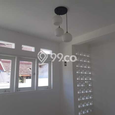 Dijual Cepat Rumah Bagus Siap Huni LB 200m2 di Ciputat, Tangerang Selatan Dijual Cepat Rumah Bagus Siap Huni LB 200m2 di Ciputat, Tangerang Selatan