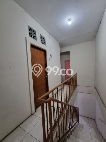 LOKASI STRATEGIS! Ruko Kawasan , Luas 135m2m², Jalan Strategis LOKASI STRATEGIS! Ruko Kawasan , Luas 135m2m², Jalan Strategis