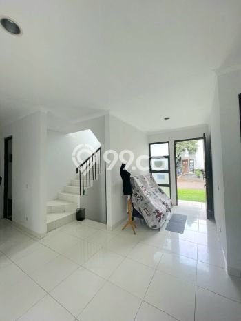 Jual Rumah Mewah Megah Dengan View Eksklusif di BSD The Icon, Tangerang Jual Rumah Mewah Megah Dengan View Eksklusif di BSD The Icon, Tangerang