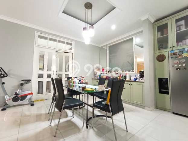 Rumah Elit Modern Siap Huni di Puri Indah Jakarta Barat Rumah Elit Modern Siap Huni di Puri Indah Jakarta Barat