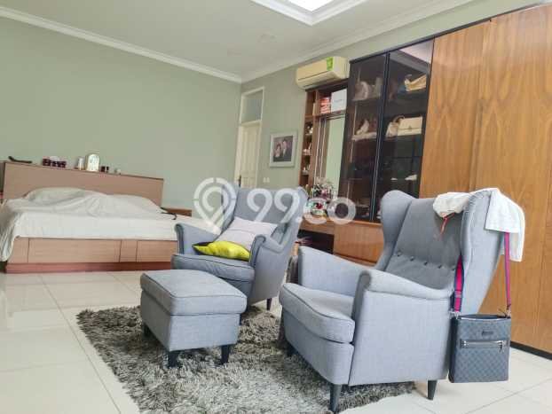 Rumah Elit Modern Siap Huni di Puri Indah Jakarta Barat Rumah Elit Modern Siap Huni di Puri Indah Jakarta Barat