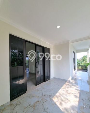 Rumah Elit LB 283m2 Siap Pakai Desain Elegan di BSD The Icon, Tangerang Rumah Elit LB 283m2 Siap Pakai Desain Elegan di BSD The Icon, Tangerang