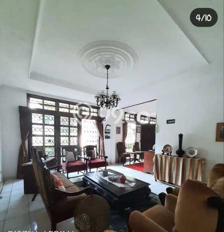 Rumah Luxury Modern Tanpa Renovasi di Ulujami Jakarta Selatan Rumah Luxury Modern Tanpa Renovasi di Ulujami Jakarta Selatan