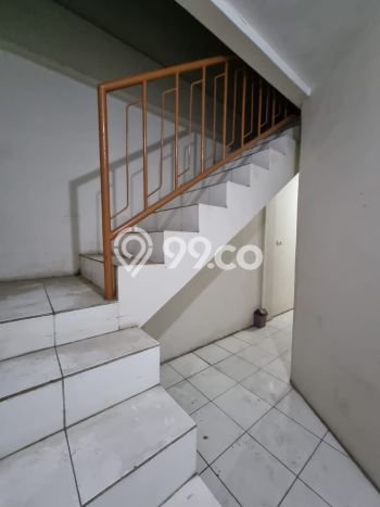 LOKASI STRATEGIS! Ruko Kawasan , Luas 135m2m², Jalan Strategis LOKASI STRATEGIS! Ruko Kawasan , Luas 135m2m², Jalan Strategis