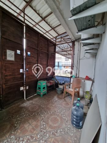 LOKASI STRATEGIS! Ruko Kawasan , Luas 135m2m², Jalan Strategis LOKASI STRATEGIS! Ruko Kawasan , Luas 135m2m², Jalan Strategis