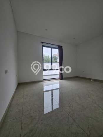Rumah Elit Modern Siap Huni di Modernland Tangerang Rumah Elit Modern Siap Huni di Modernland Tangerang