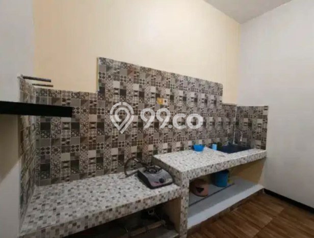 Rumah Terawat area Rungkut, Surabaya, Luas Tanah 105m2m², Luas Bangunan 180m2m² Rumah Terawat area Rungkut, Surabaya, Luas Tanah 105m2m², Luas Bangunan 180m2m²