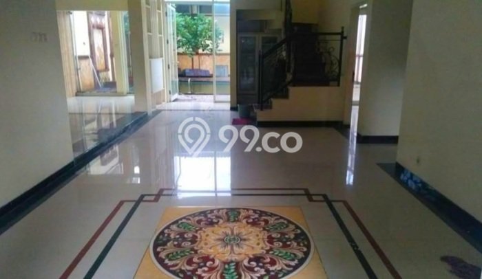 For Sale Rumah Mewah Exclusive di Waru, Sidoarjo For Sale Rumah Mewah Exclusive di Waru, Sidoarjo