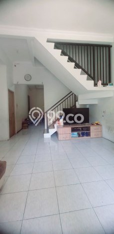 Rumah Lokasi Strategis di Gedangan, Sidoarjo, Luas 105m2m² LB 200m2m² Rumah Lokasi Strategis di Gedangan, Sidoarjo, Luas 105m2m² LB 200m2m²