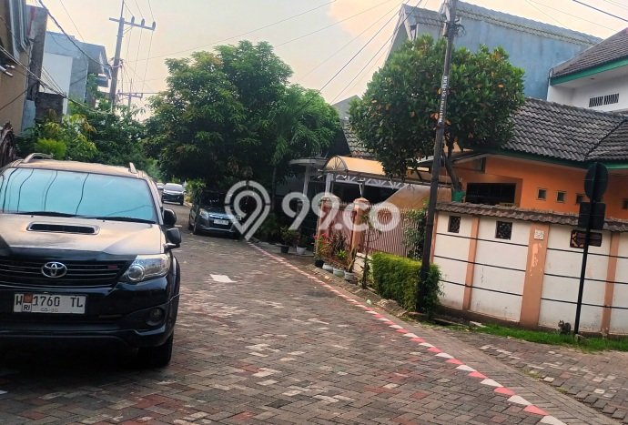 HARGA SPESIAL! Rumah area Waru, Sidoarjo, LT 150m2m² LB 180m2m² HARGA NEGO! HARGA SPESIAL! Rumah area Waru, Sidoarjo, LT 150m2m² LB 180m2m² HARGA NEGO!