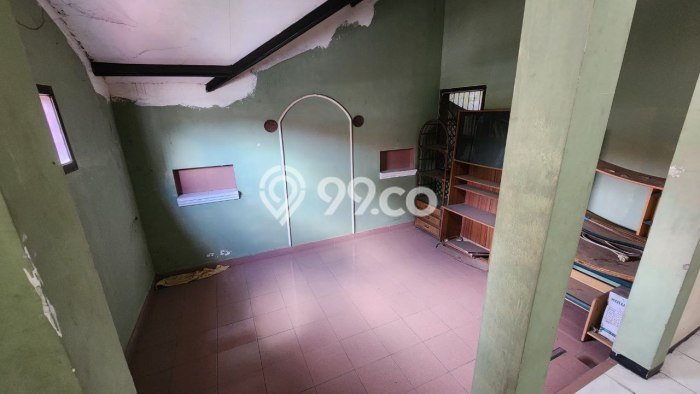 Dijual Rumah Premium dengan Fasilitas Sekitar Lengkap di Wonocolo, Surabaya Dijual Rumah Premium dengan Fasilitas Sekitar Lengkap di Wonocolo, Surabaya