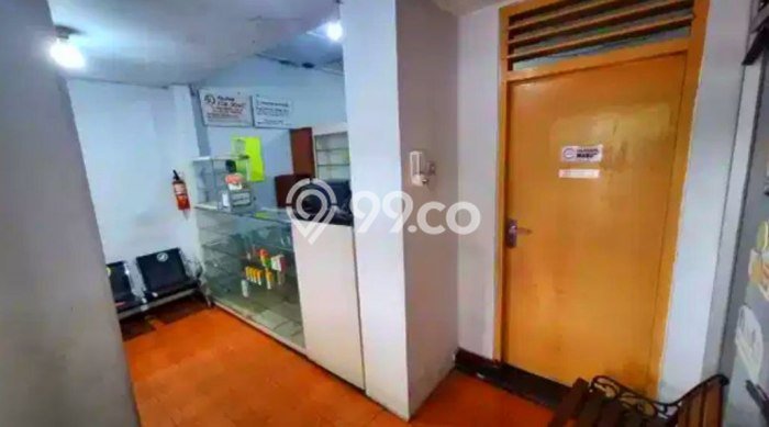 HARGA SPESIAL! Rumah di Jemursari, Surabaya, Luas 200m2m² Bangunan 191m2m² BISA KPR! HARGA SPESIAL! Rumah di Jemursari, Surabaya, Luas 200m2m² Bangunan 191m2m² BISA KPR!